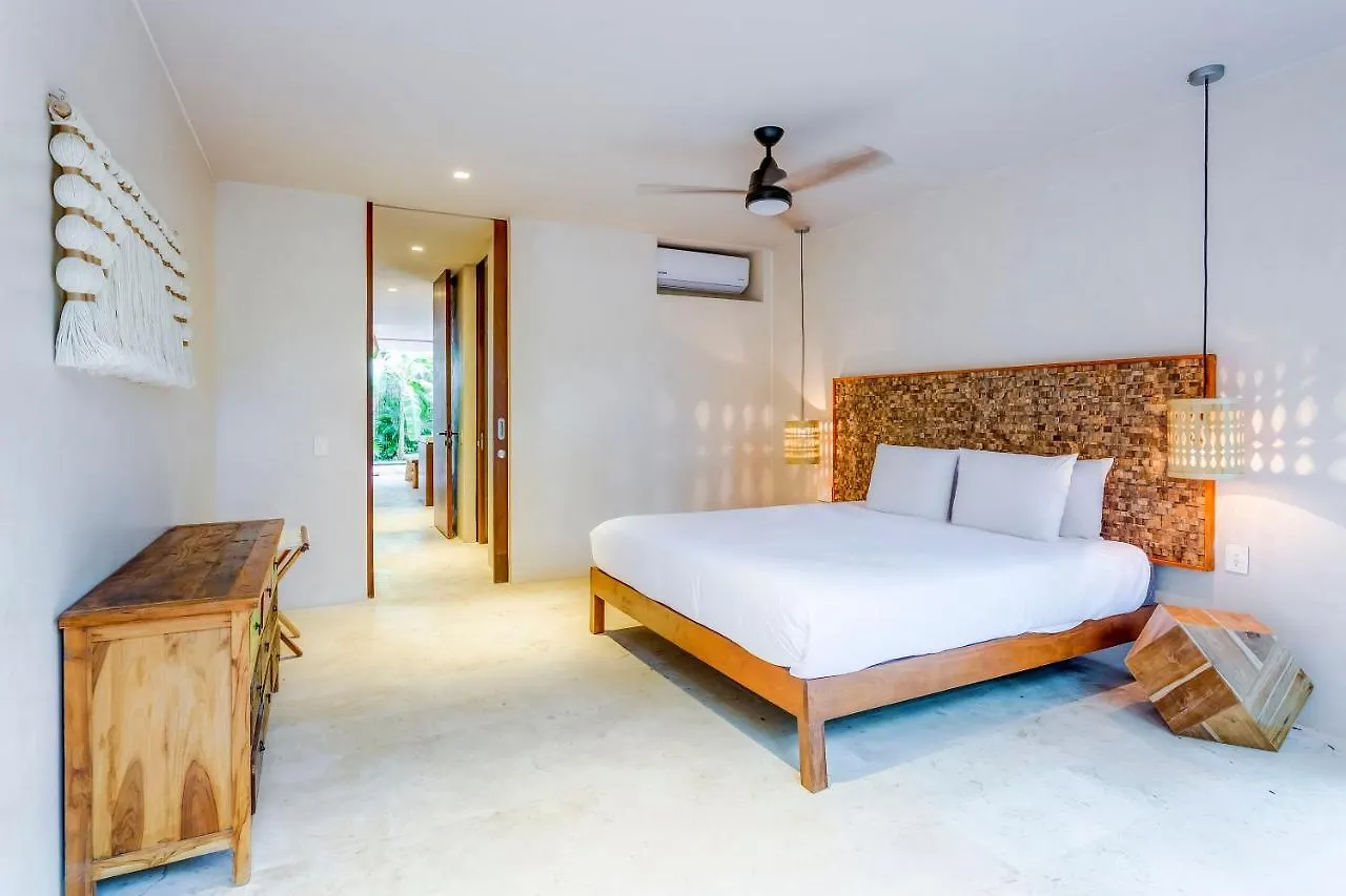 Apartment Gorgeous Flowy Space With Wrap-Around Private Pool Tulum