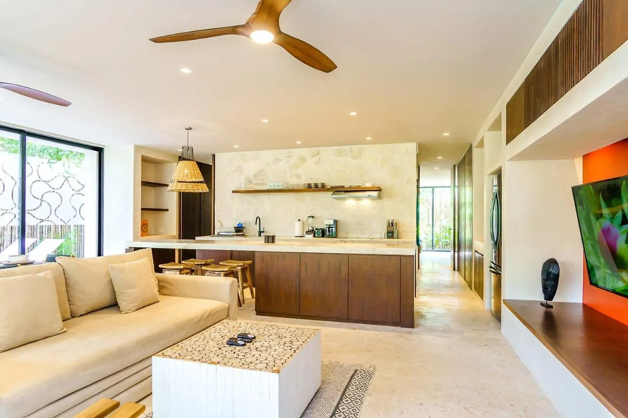 Gorgeous Flowy Space With Wrap-Around Private Pool Tulum 0*,