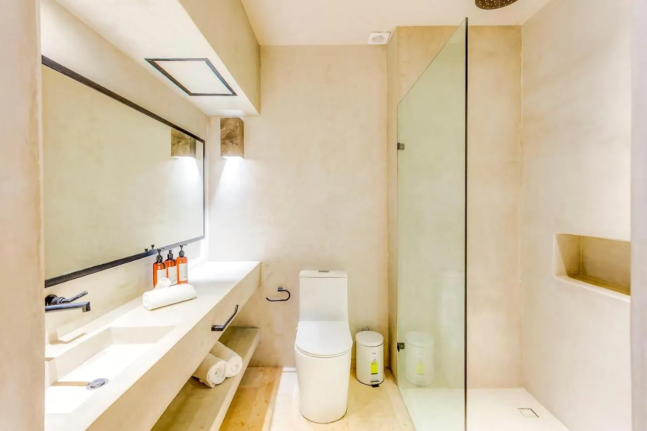 Apartment Gorgeous Flowy Space With Wrap-Around Private Pool Tulum