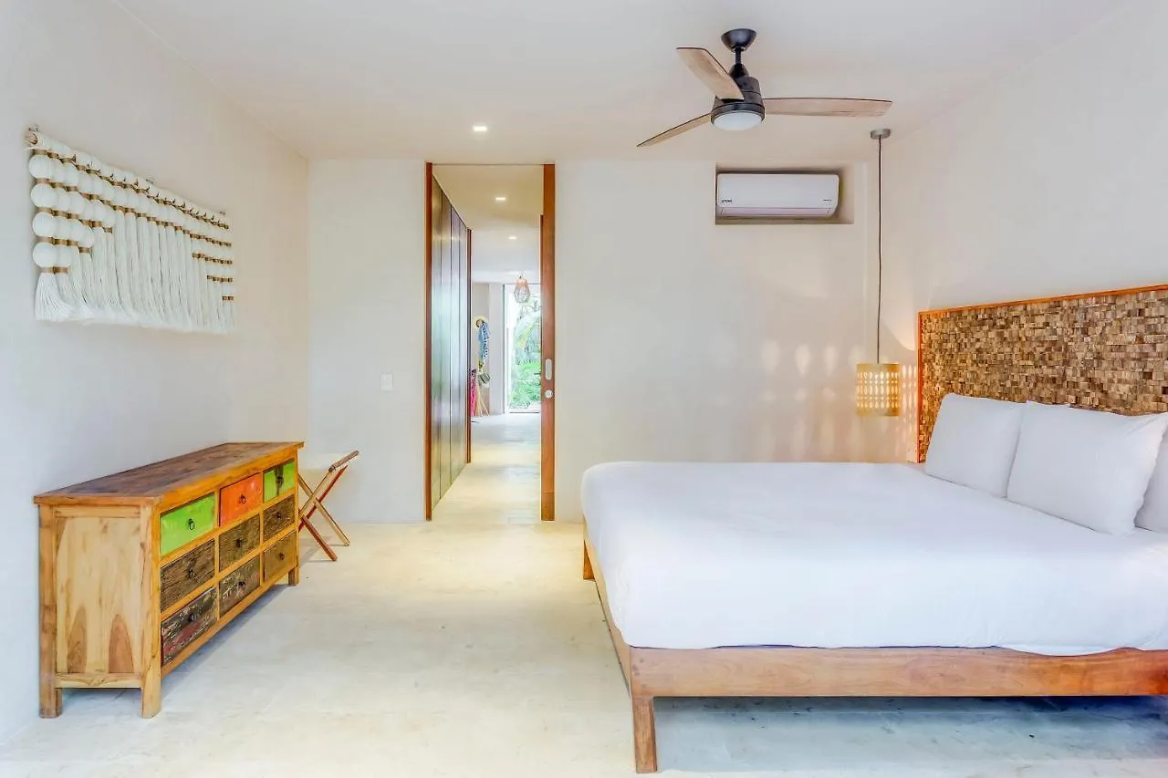 Gorgeous Flowy Space With Wrap-Around Private Pool Tulum 0*,